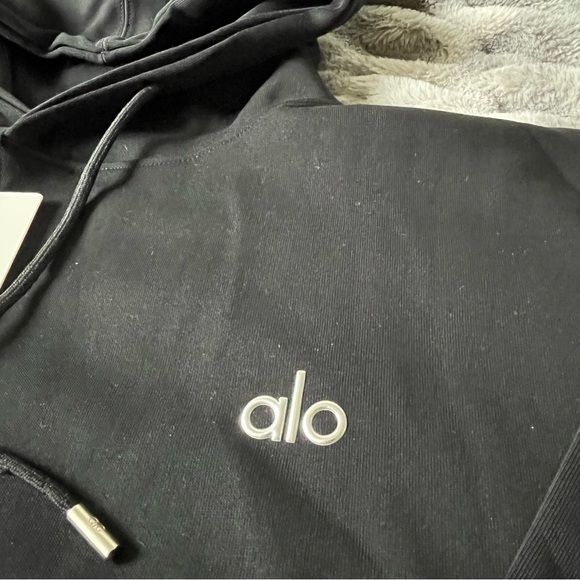 Alo Yoga Black Hoodie – Size Large 🖤 (NWT) - Picture 2 of 4